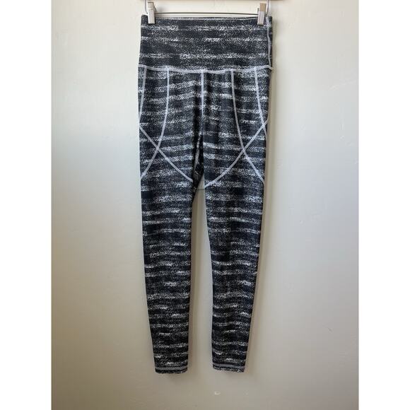 Albion Fit High Waisted Stride Leggings Moonright Stripe Size Small, Full Length - Picture 2 of 8